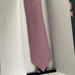 NIB Vineyard Vines boys whale tie